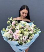 букет Эустом,21шт в упаковке