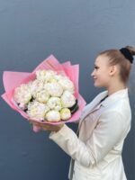 букет пионов белых, Боул ов крем, 13 штук — изображение 3
