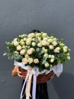 Корзина роз, кустовых пионовидных, 19шт — изображение 2