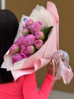 11 пионов, Жакорма