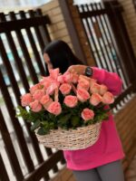Корзина роз, розовых — изображение 2