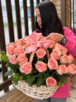 Корзина роз, розовых — изображение 7