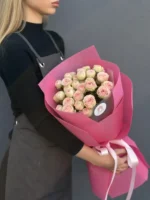 Букет из 9 кустовых нежно-розовых роз, 40см — изображение 5
